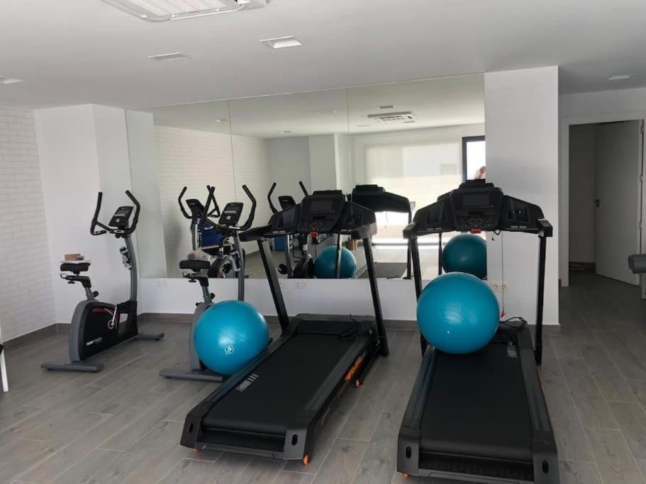 En Valle-niza, Almayate, Benajarafe, Torre Del Mar A 50 Metros De La Playa Malaga